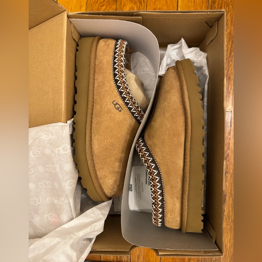 UGG Tasman | Chesnut | Size 7